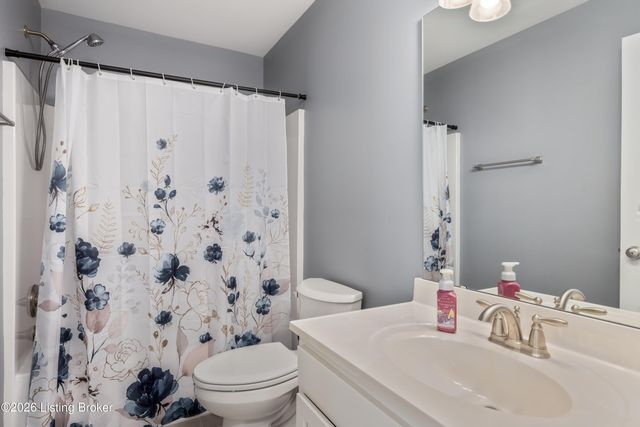 166 2nd Ave, Shepherdsville, KY 40165