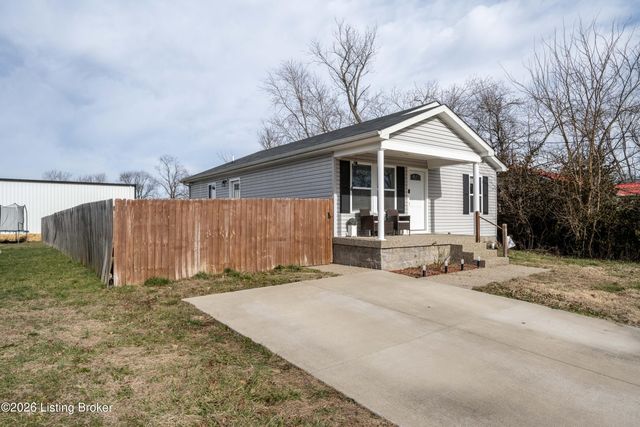 166 2nd Ave, Shepherdsville, KY 40165