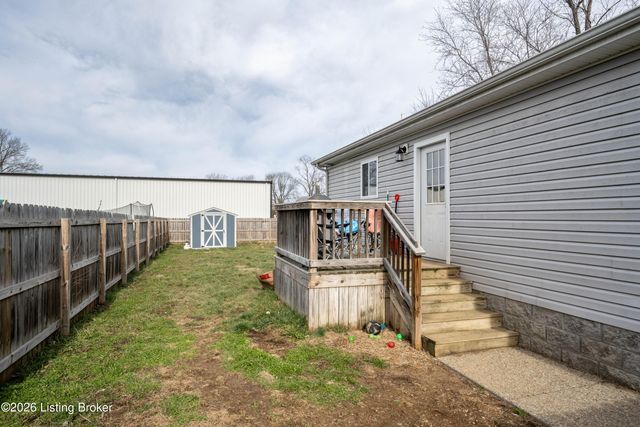 166 2nd Ave, Shepherdsville, KY 40165