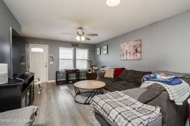 166 2nd Ave, Shepherdsville, KY 40165