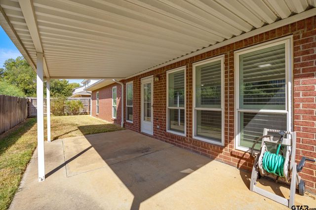 810 Hummingbird Lane, Whitehouse, TX 75791
