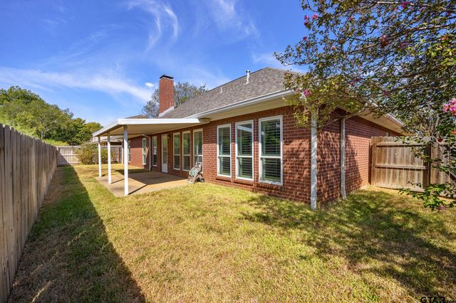 810 Hummingbird Lane, Whitehouse, TX 75791