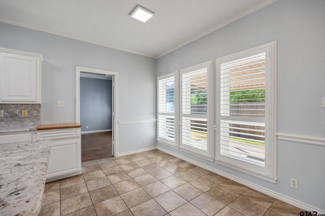 810 Hummingbird Lane, Whitehouse, TX 75791