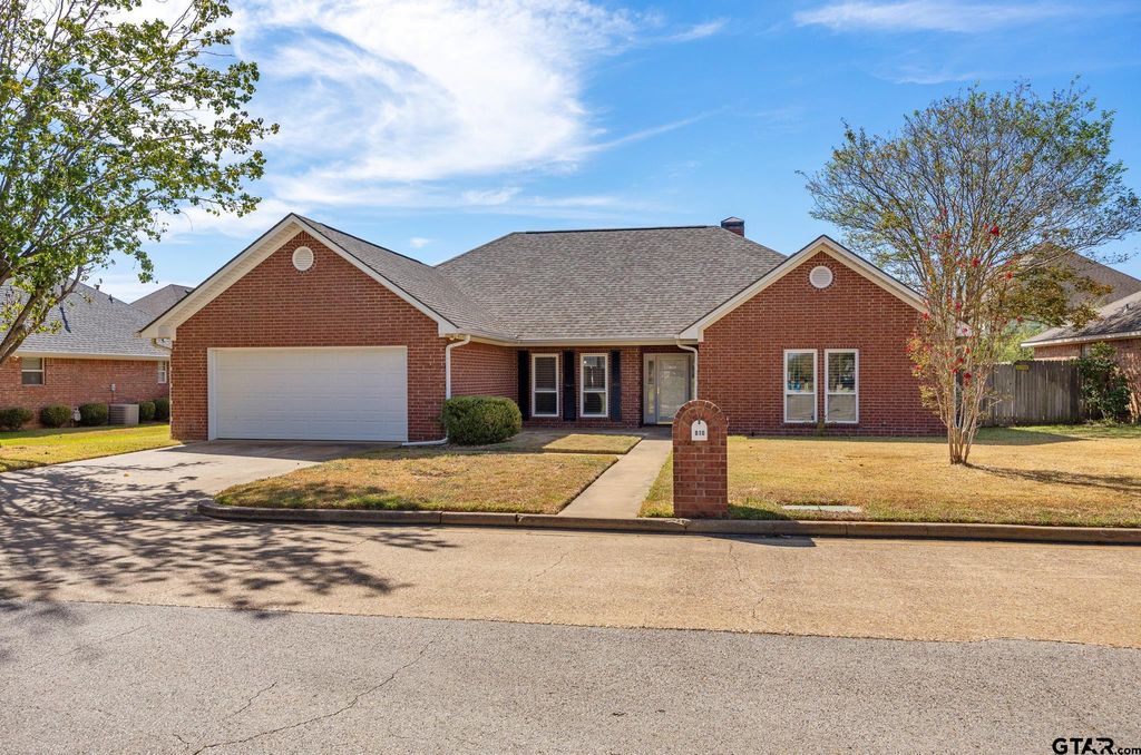 810 Hummingbird Lane, Whitehouse, TX 75791