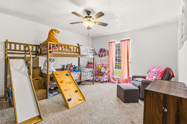 9 Jadecrest Court, Conroe, TX 77304