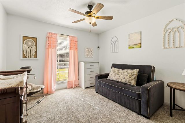 9 Jadecrest Court, Conroe, TX 77304