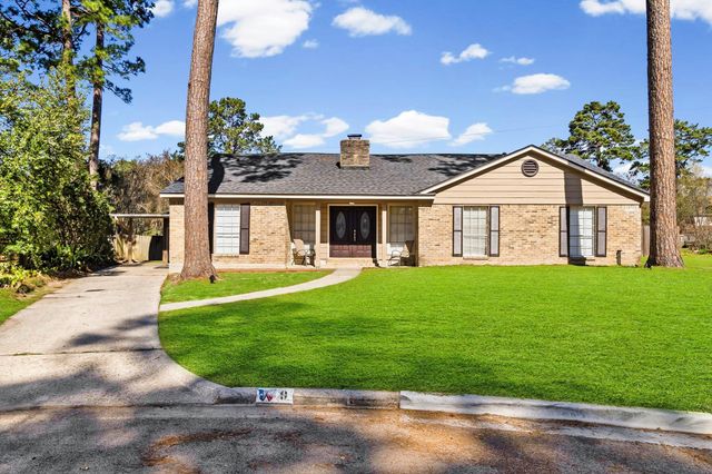 9 Jadecrest Court, Conroe, TX 77304