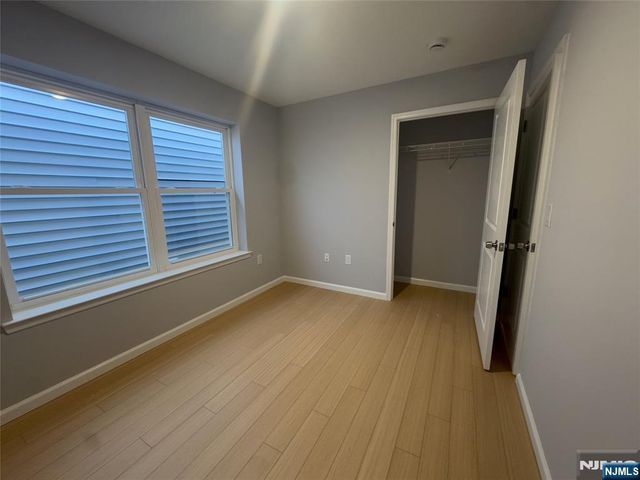 29 Isabella Avenue 2nd Fl, Newark, NJ 07106