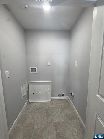 29 Isabella Avenue 2nd Fl, Newark, NJ 07106