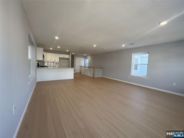 29 Isabella Avenue 2nd Fl, Newark, NJ 07106