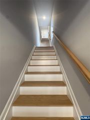 29 Isabella Avenue 2nd Fl, Newark, NJ 07106