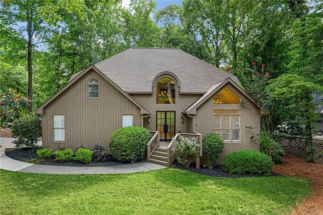 4235 Loch Highland Parkway NE, Roswell, GA 30075