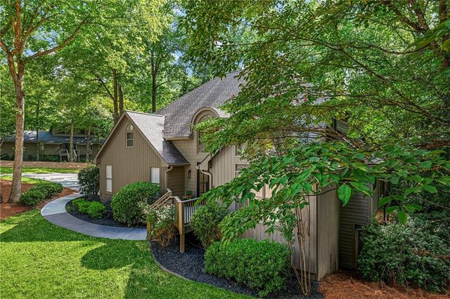 4235 Loch Highland Parkway NE, Roswell, GA 30075
