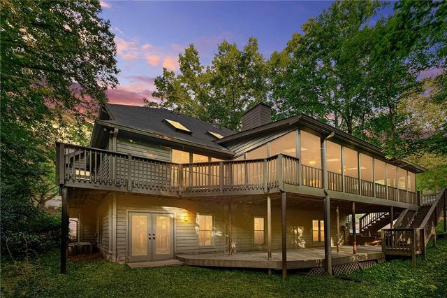 4235 Loch Highland Parkway NE, Roswell, GA 30075