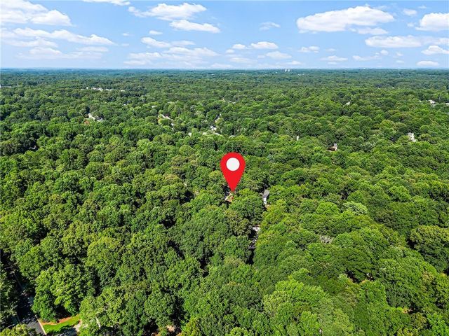4235 Loch Highland Parkway NE, Roswell, GA 30075