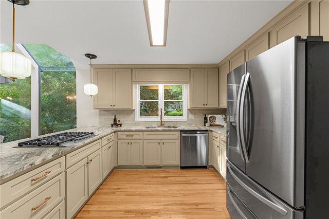 4235 Loch Highland Parkway NE, Roswell, GA 30075