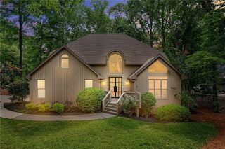4235 Loch Highland Parkway NE, Roswell, GA 30075