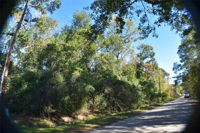 3415 Evergreen Drive, Kingwood, TX 77365