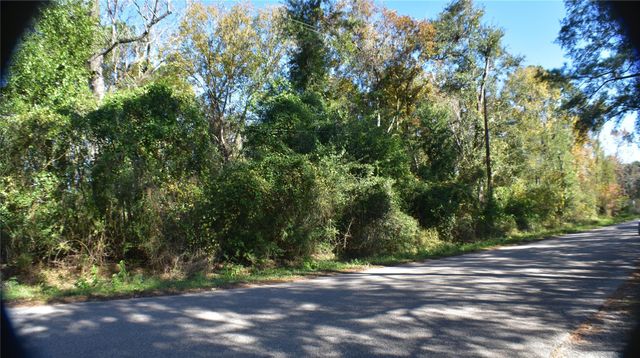 3415 Evergreen Drive, Kingwood, TX 77365