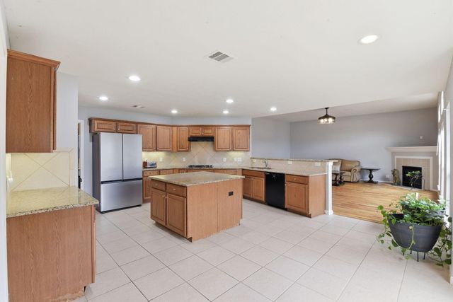 6534 Granbury Road, Manvel, TX 77578