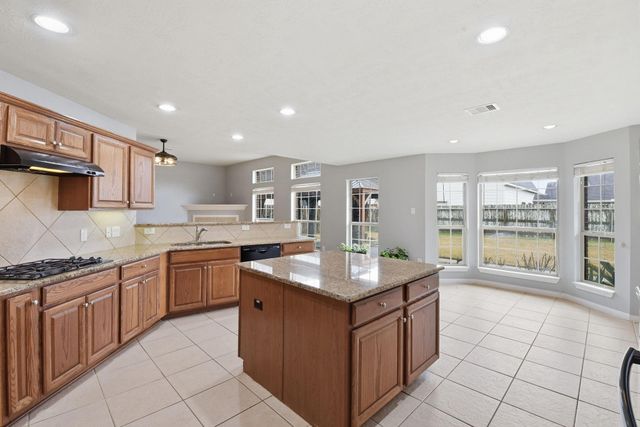 6534 Granbury Road, Manvel, TX 77578