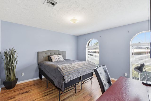 6534 Granbury Road, Manvel, TX 77578