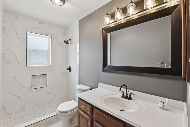 6534 Granbury Road, Manvel, TX 77578