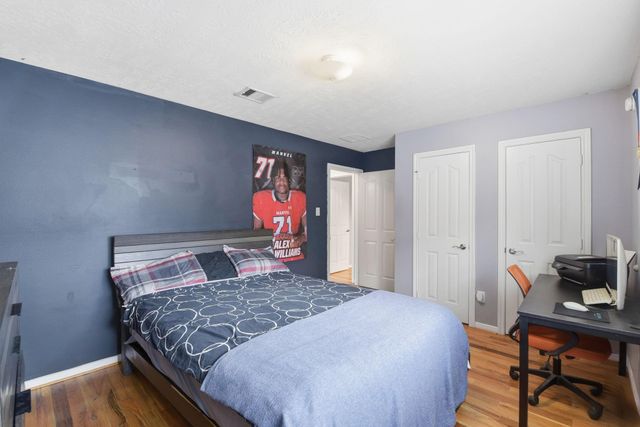 6534 Granbury Road, Manvel, TX 77578