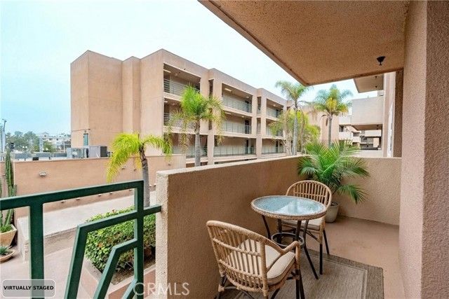 450 4th Street 237, Santa Ana, CA 92701