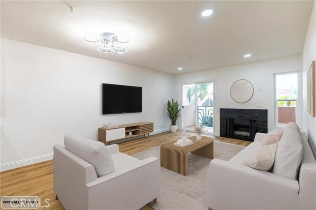 450 4th Street 237, Santa Ana, CA 92701