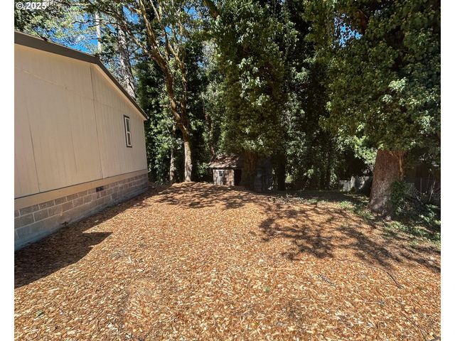 780 Sw HILL Dr, Willamina, OR 97396