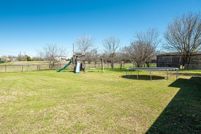 1673 Road Runner Road, Anna, TX 75409
