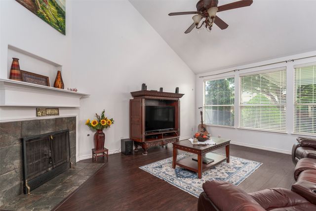 4924 Marsh Harrier Avenue, Grand Prairie, TX 75052