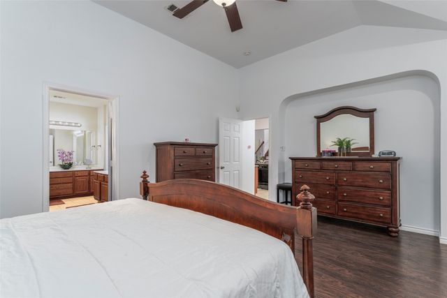 4924 Marsh Harrier Avenue, Grand Prairie, TX 75052