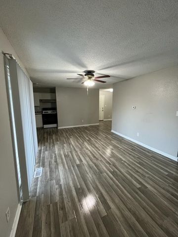 1927 22nd Street, Des Moines, IA 50310