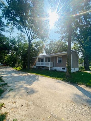 1927 22nd Street, Des Moines, IA 50310