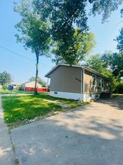 1927 22nd Street, Des Moines, IA 50310