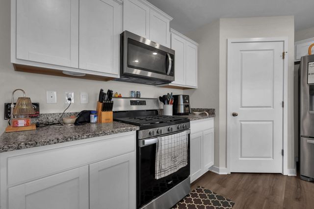 3057 Lamptonridge Drive, Columbus, OH 43232