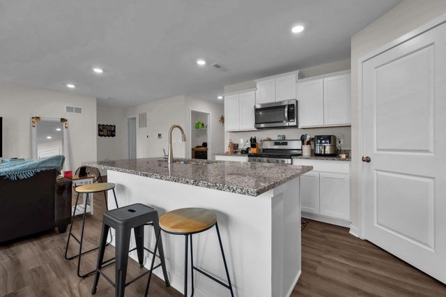3057 Lamptonridge Drive, Columbus, OH 43232