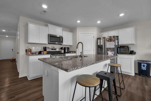 3057 Lamptonridge Drive, Columbus, OH 43232