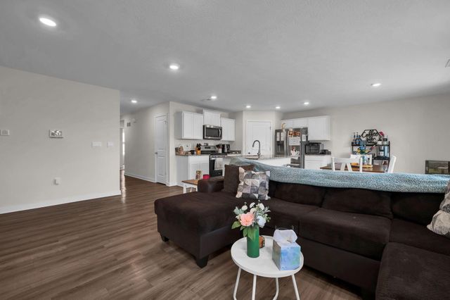 3057 Lamptonridge Drive, Columbus, OH 43232