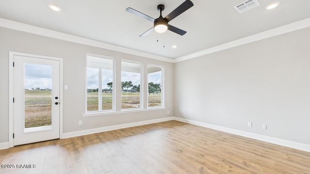 123 Belle Lake Drive, Lafayette, LA 70506