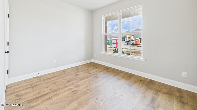 123 Belle Lake Drive, Lafayette, LA 70506