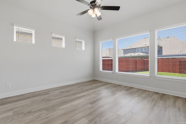 111 HUNTWICK DR, Boerne, TX 78006