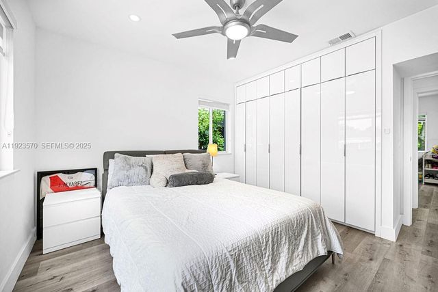 876 NE 81st St, Miami, FL 33138