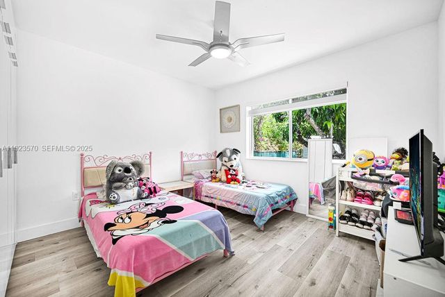 876 NE 81st St, Miami, FL 33138