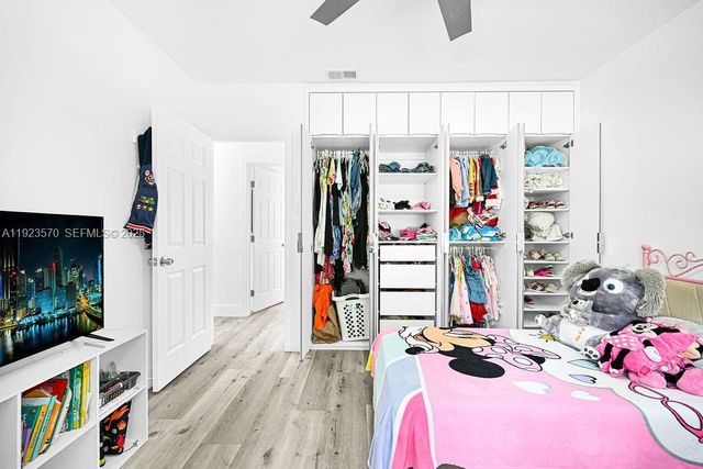 876 NE 81st St, Miami, FL 33138