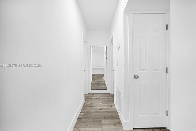 876 NE 81st St, Miami, FL 33138