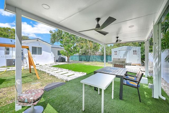 876 NE 81st St, Miami, FL 33138