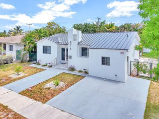 876 NE 81st St, Miami, FL 33138